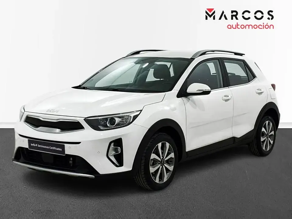 Usado Kia Stonic 100 CV (73 kW) 2022 SUV