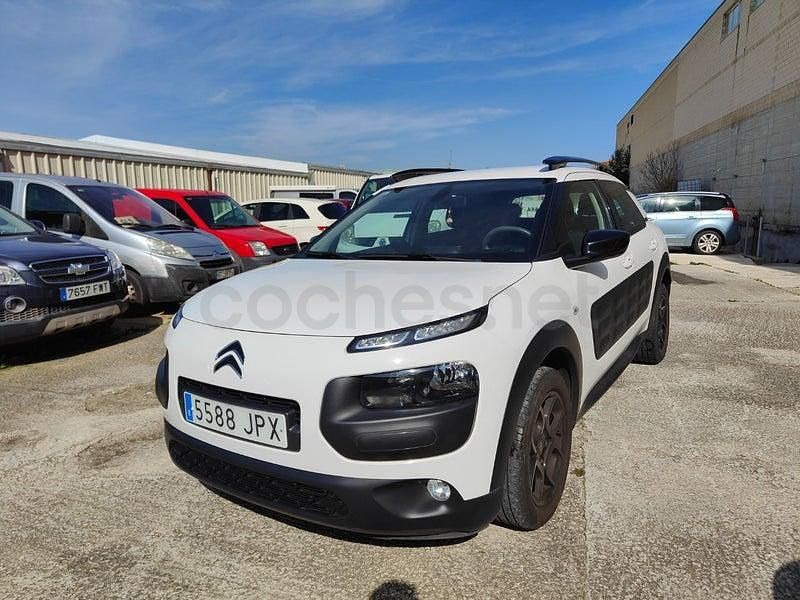 Usado Citroën C4 Feel 82 CV (60 kW) 2016 Blanco Berlina