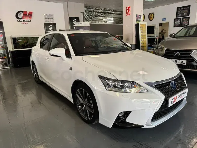 Usado Lexus CT200h F Sport 136 CV (100 kW) 2014 Blanco Berlina