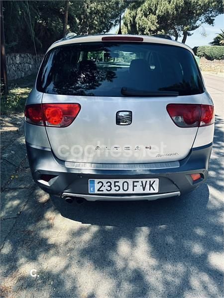 Usado Seat Altea 170 CV (125 kW) 2007 Gris / plata Monovolumen