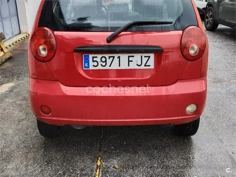 Usado Chevrolet Matiz 65 CV (47 kW) 2006 Rojo Utilitario