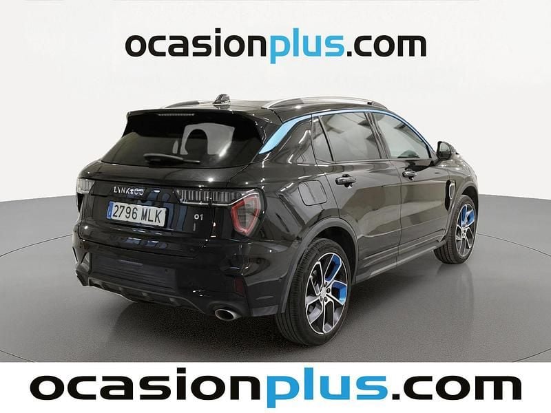 Käytetty Lynk & Co 01 261 HP (191 kW) 2023 Musta Katumaasturi