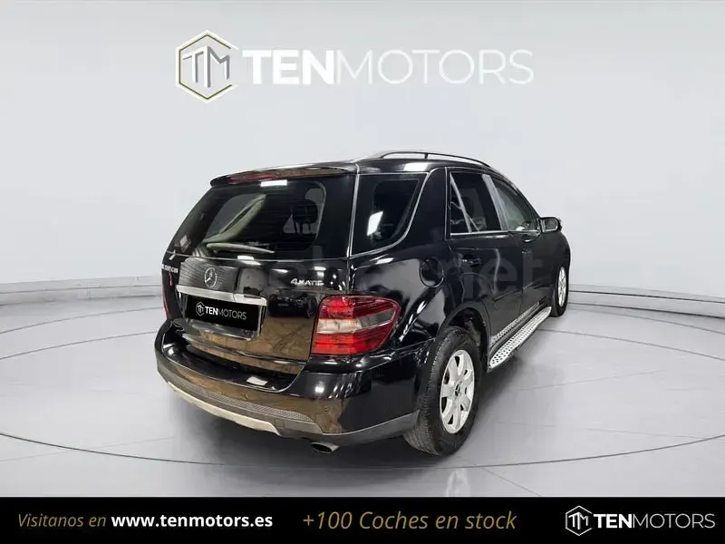 Usado Mercedes ML320 224 CV (164 kW) 2008 Negro SUV