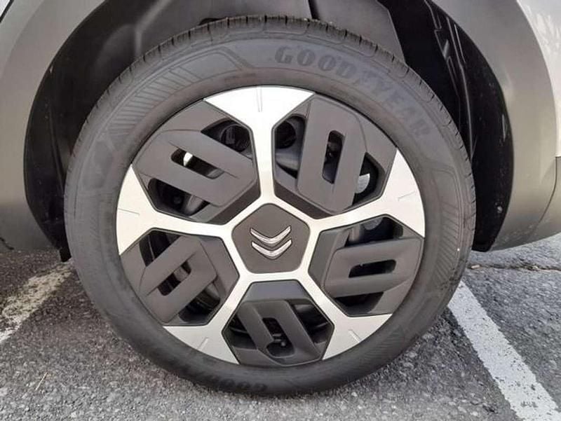 Usado Citroën C4 Feel 101 CV (74 kW) 2023 Gris SUV