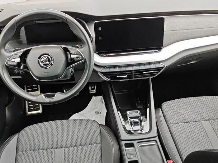 Usado Skoda Octavia Style 204 CV (150 kW) 2022 Blanco