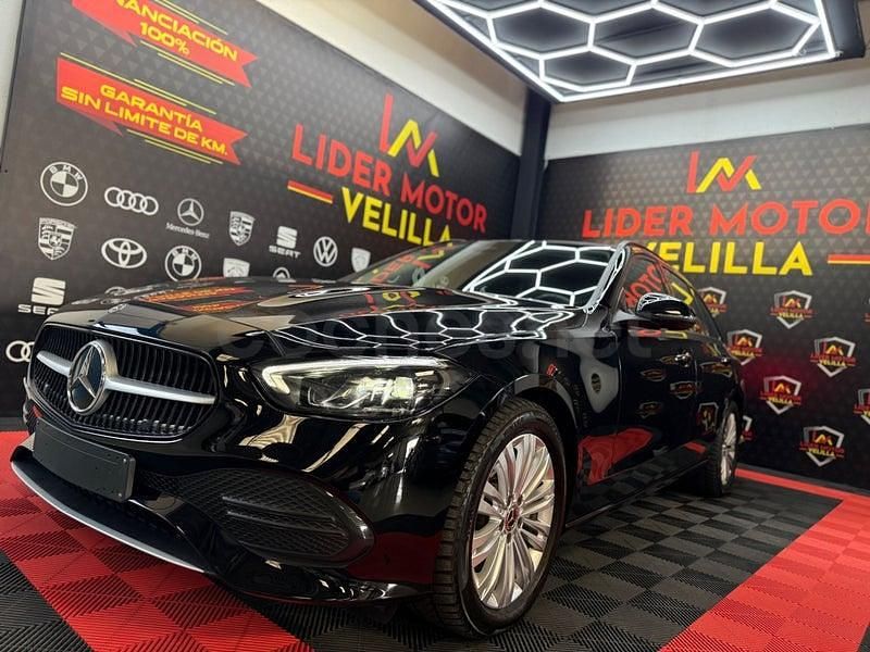Usado Mercedes C220 200 CV (147 kW) 2024 Negro Familiar