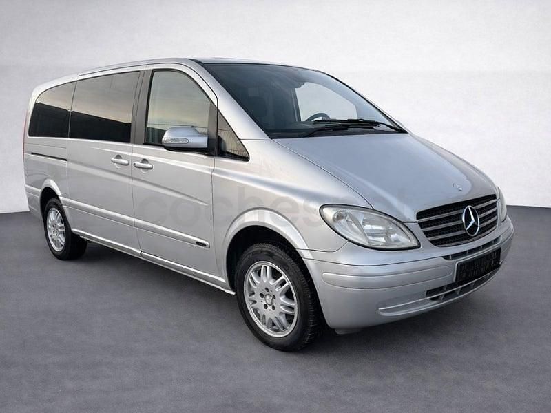 Usado Mercedes Viano 150 CV (110 kW) 2007 Gris / plata Monovolumen