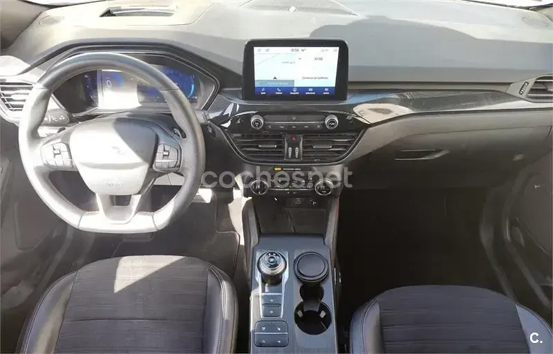 Usado Ford Kuga ST-Line X 190 CV (139 kW) 2022 Blanco SUV