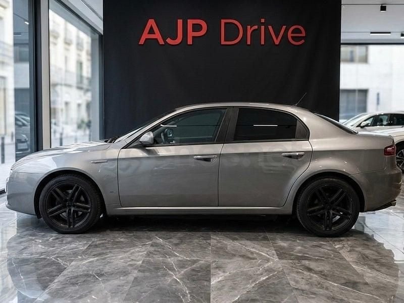 Usado Alfa Romeo 159 Distinctive 150 CV (110 kW) 2008 Gris / plata Berlina