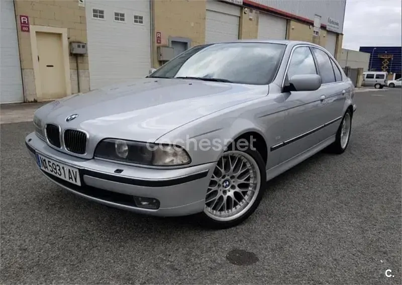 Usado BMW 540 Comfort Edition 286 CV (210 kW) 1998 Gris / plata Berlina