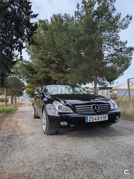 Negro Usado 2006 Mercedes CLS320 Berlina | 10.400 € (Un poco caro) - Imagen 1/4