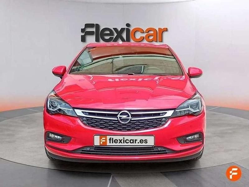 Usado Opel Astra Excellence 125 HP (91 kW) 2017 Vermelho Citadino