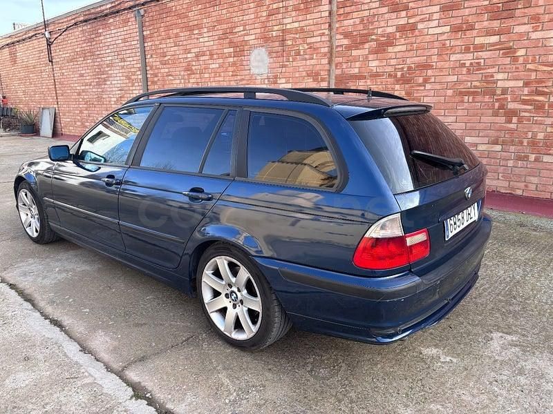 Usado BMW 320 150 CV (110 kW) 2004 Azul Familiar