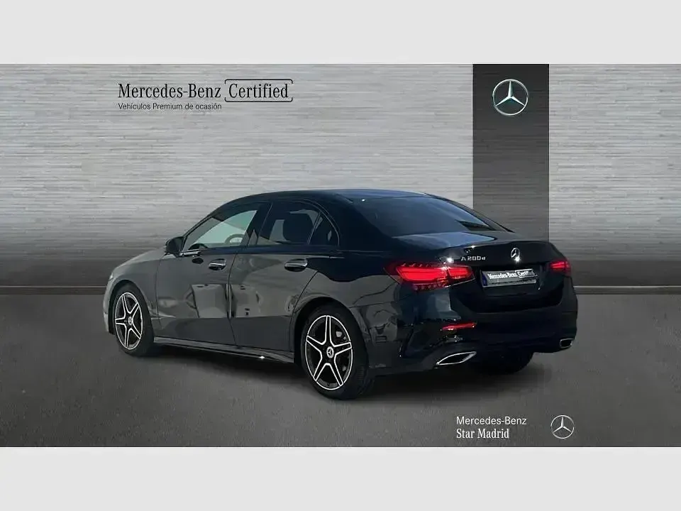 Usado Mercedes A200 150 CV (110 kW) 2025 Negro Berlina