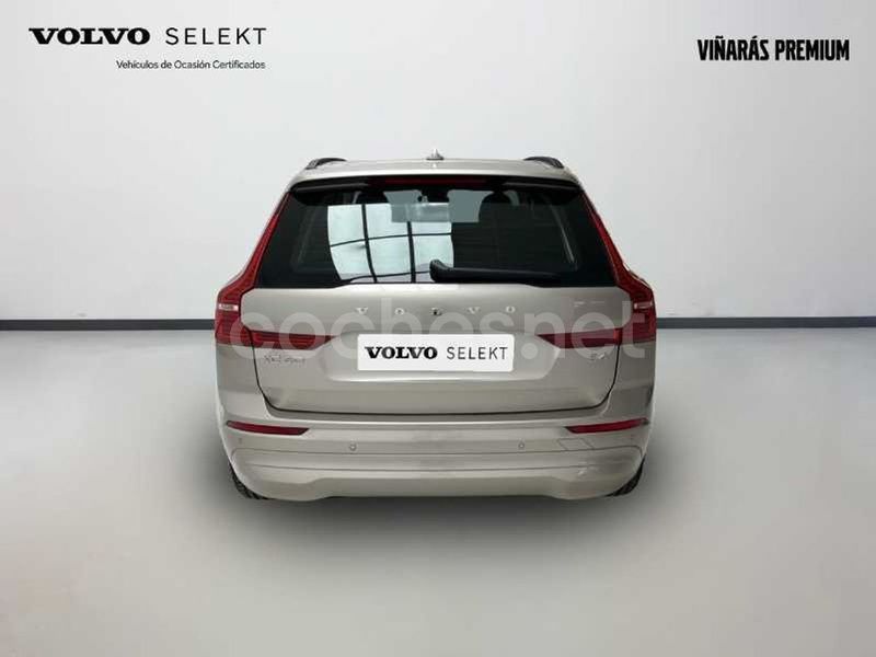 Usado Volvo XC60 Core 197 CV (144 kW) 2024 Beige SUV