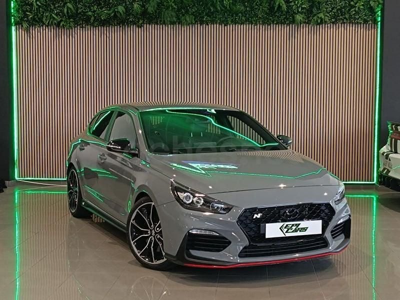 Usado Hyundai i30 N Performance 275 CV (202 kW) 2018 Gris / plata Berlina