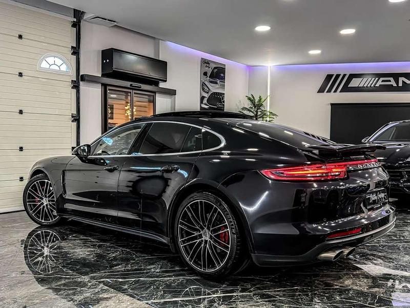 Usado Porsche Panamera 4S 421 CV (309 kW) 2017 Negro Berlina