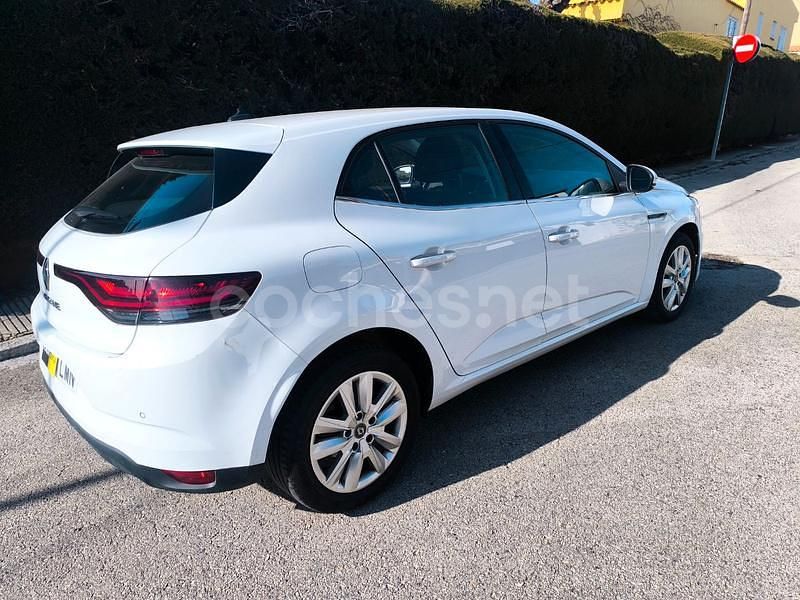 Usado Renault Mégane IV Business 115 CV (84 kW) 2020 Blanco Berlina