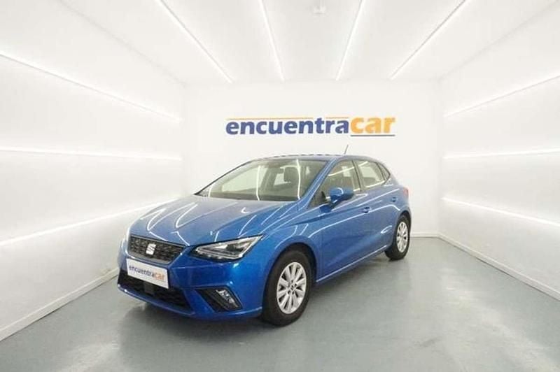 Usado Seat Ibiza Style 116 CV (85 kW) 2023 Azul Utilitario