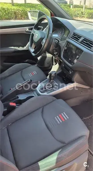 Usado Seat Arona Style 115 CV (84 kW) 2020 Rojo SUV