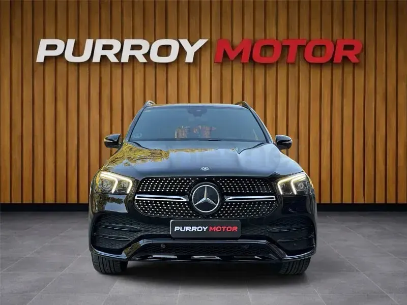 Usado Mercedes GLE300 245 CV (180 kW) 2020 Negro SUV