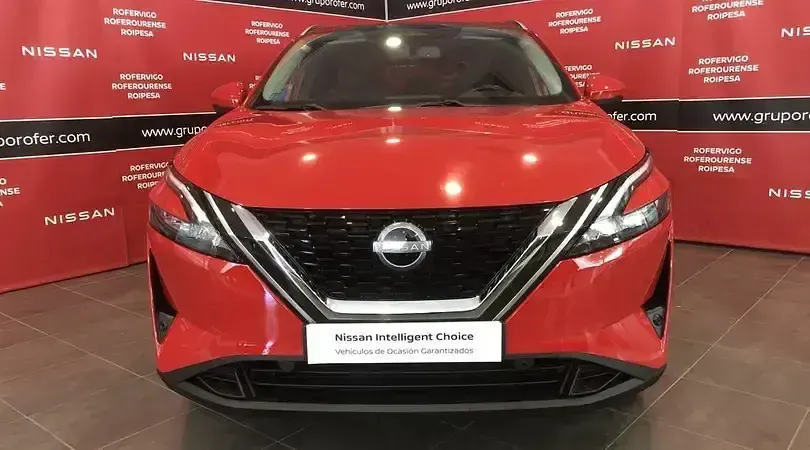 Usado Nissan Qashqai N-Connecta 140 CV (102 kW) 2021 Rojo sólido SUV