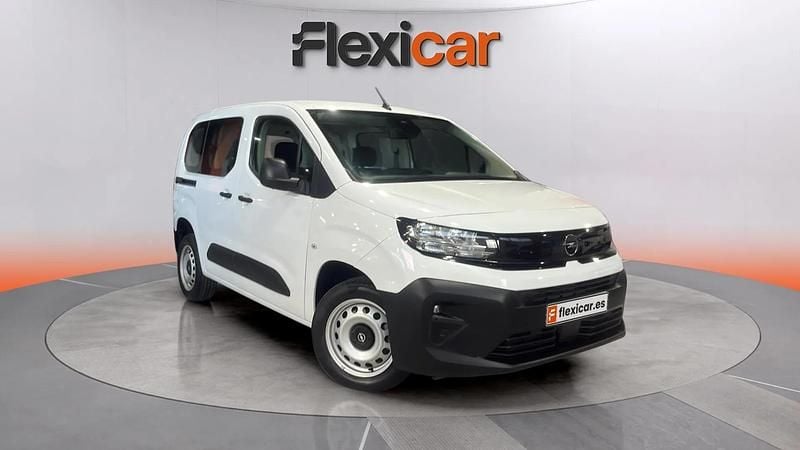 Usado Opel Combo S 100 CV (73 kW) 2024 Blanco Monovolumen
