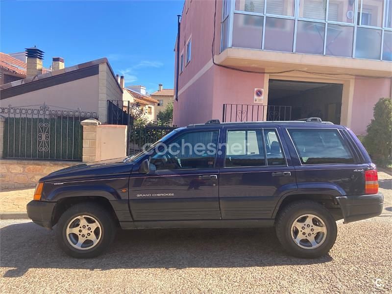 Usado Jeep Grand Cherokee Laredo 115 CV (84 kW) 1997 Azul SUV