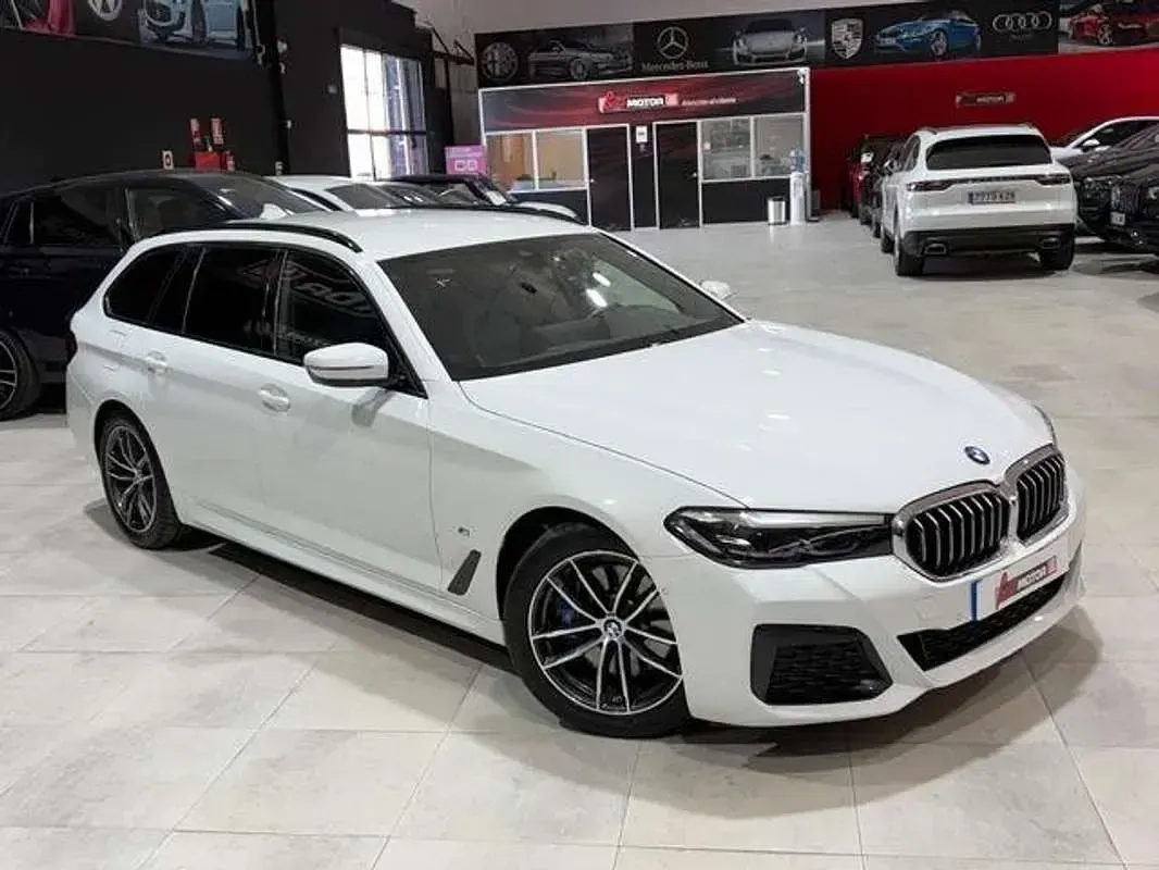 Usado BMW 520 Comfort Edition 190 CV (139 kW) 2022 Blanco Berlina