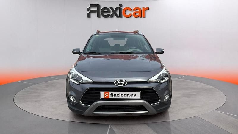 Usado Hyundai i20 GO! 101 CV (74 kW) 2017 Azul Berlina