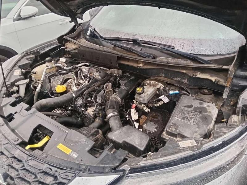 Usado Nissan Juke Acenta 114 CV (83 kW) 2021 Gris SUV