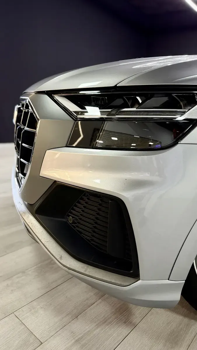 Usado Audi Q8 S-Line 231 CV (169 kW) 2022 Gris SUV