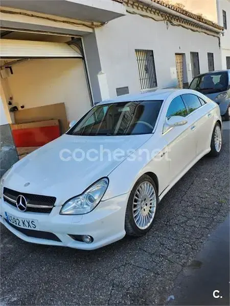 Usado Mercedes CLS320 224 CV (164 kW) 2005 Blanco Berlina