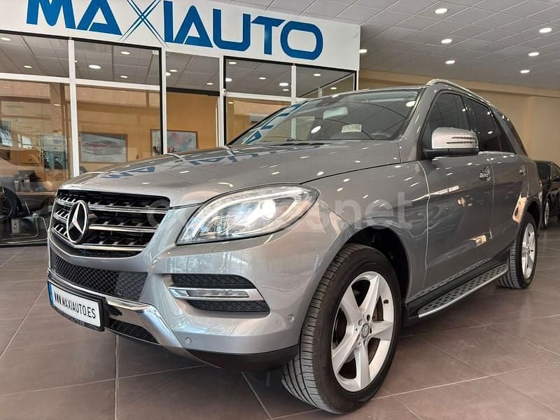 Gris / plata Usado 2015 Mercedes ML350 SUV | 33.900 € (Caro) - Imagen 1/4