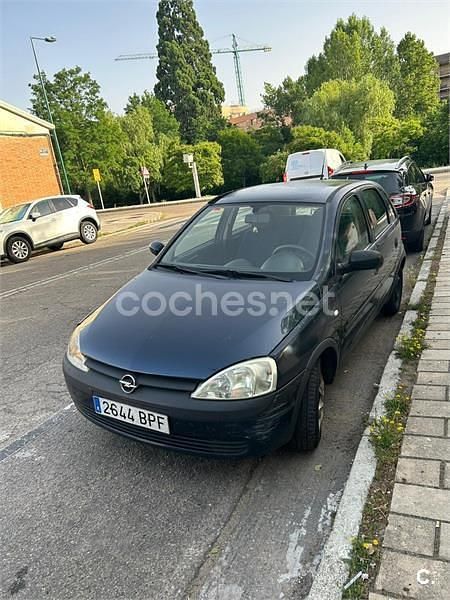 Azul Usado 2001 Opel Corsa Comfort Berlina | 1900 € (Precio justo) - Imagen 1/3