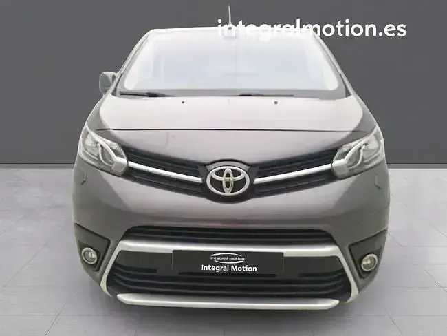 Usado Toyota Proace Verso 120 CV (88 kW) 2020 Gris Familiar