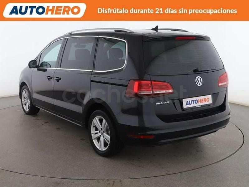 Usado VW Sharan Advance 151 CV (111 kW) 2016 Negro Monovolumen