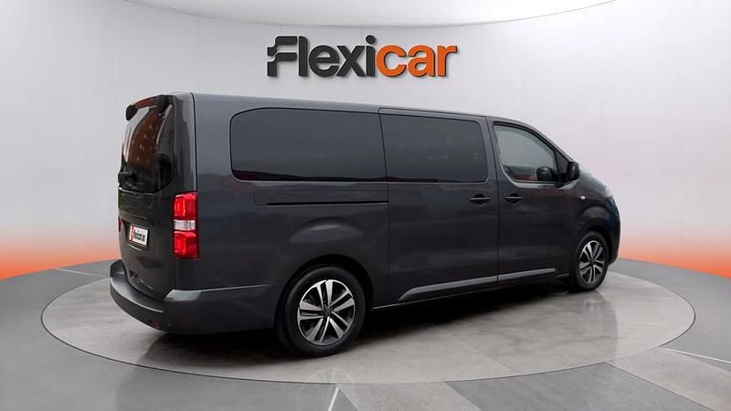 Usado Peugeot Traveller Business-Line 180 CV (132 kW) 2024 Negro Monovolumen