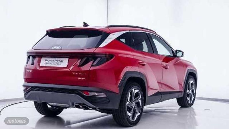 Usado Hyundai Tucson Style 265 CV (194 kW) 2023 Engine red SUV