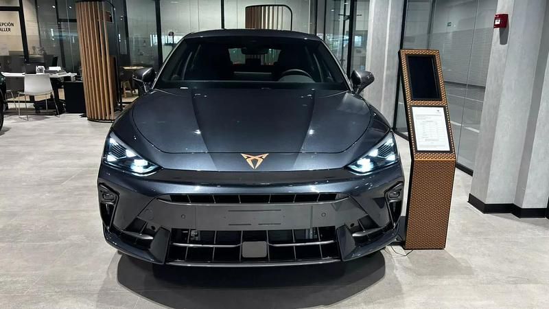 Begagnad Cupra Leon 150 HK (110 kW) 2025