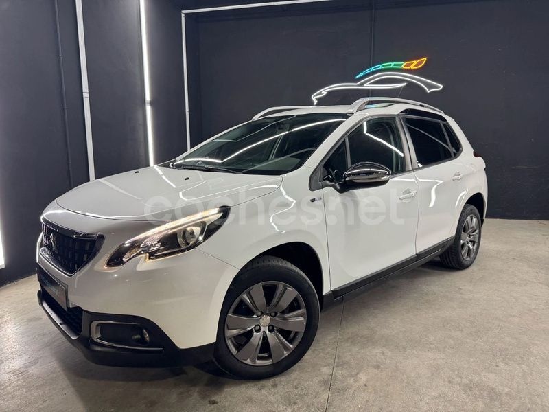 Blanco Usado 2017 Peugeot 2008 Style SUV | 7995 € (Buen precio) - Imagen 1/4