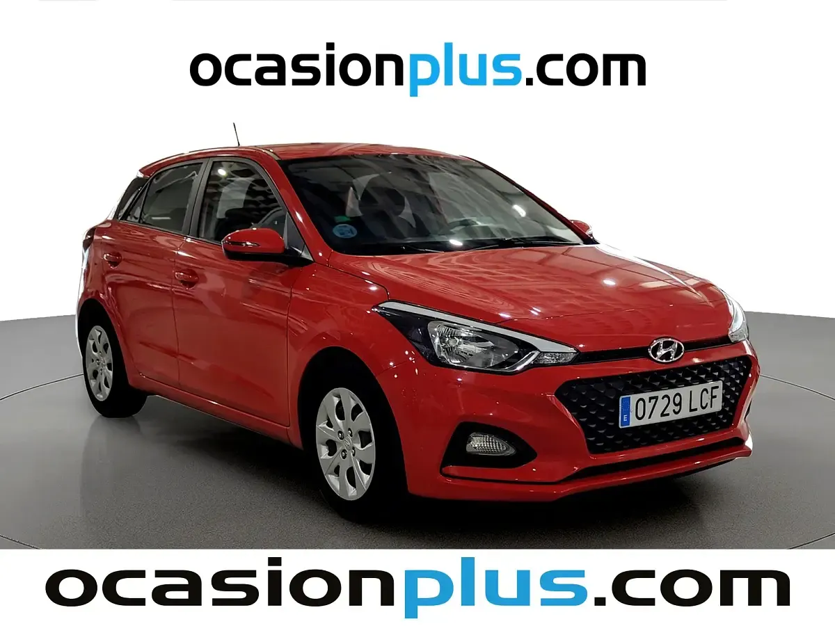 Usado Hyundai i20 84 CV (61 kW) 2019 Rojo Utilitario