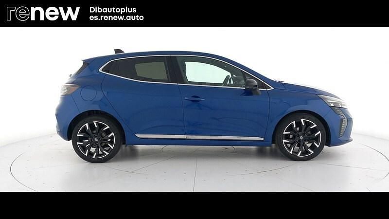 Käytetty Renault Clio V Techno 90 HP (66 kW) 2023 Sininen Sedan