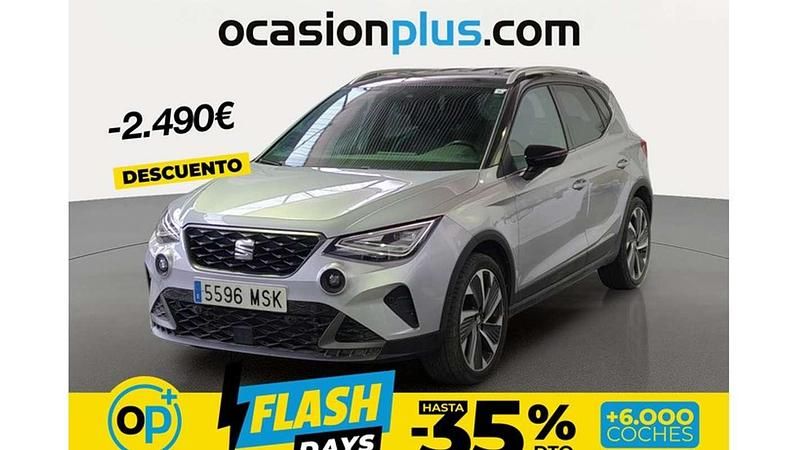Usado Seat Arona FR 2024 Plateado SUV