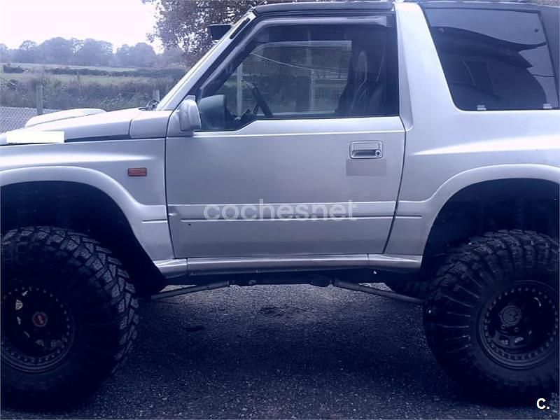 Usado Suzuki Vitara 75 CV (55 kW) 1998 Gris / plata SUV