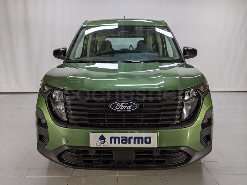 Usado Ford Tourneo Courier Trend 125 CV (91 kW) 2024 Verde Monovolumen