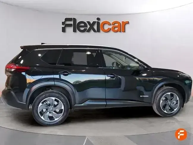 Usado Nissan X-Trail Acenta 213 CV (156 kW) 2025 Negro SUV