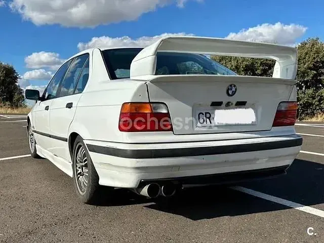 Käytetty BMW 328 193 HP (141 kW) 1995 Valkoinen Sedan