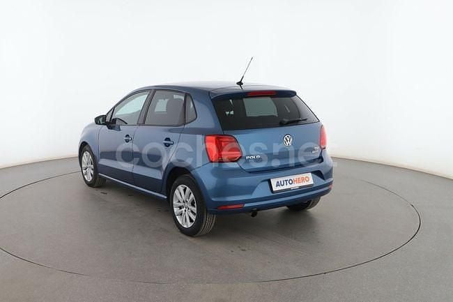 Usado VW Polo Advance 91 CV (66 kW) 2016 Azul Berlina