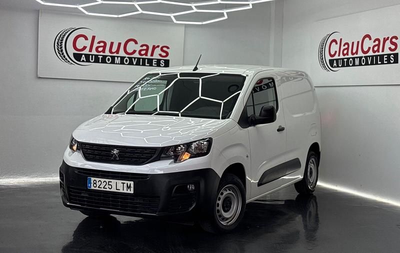 Usado Peugeot Partner S 100 CV (73 kW) 2021 Blanco Monovolumen